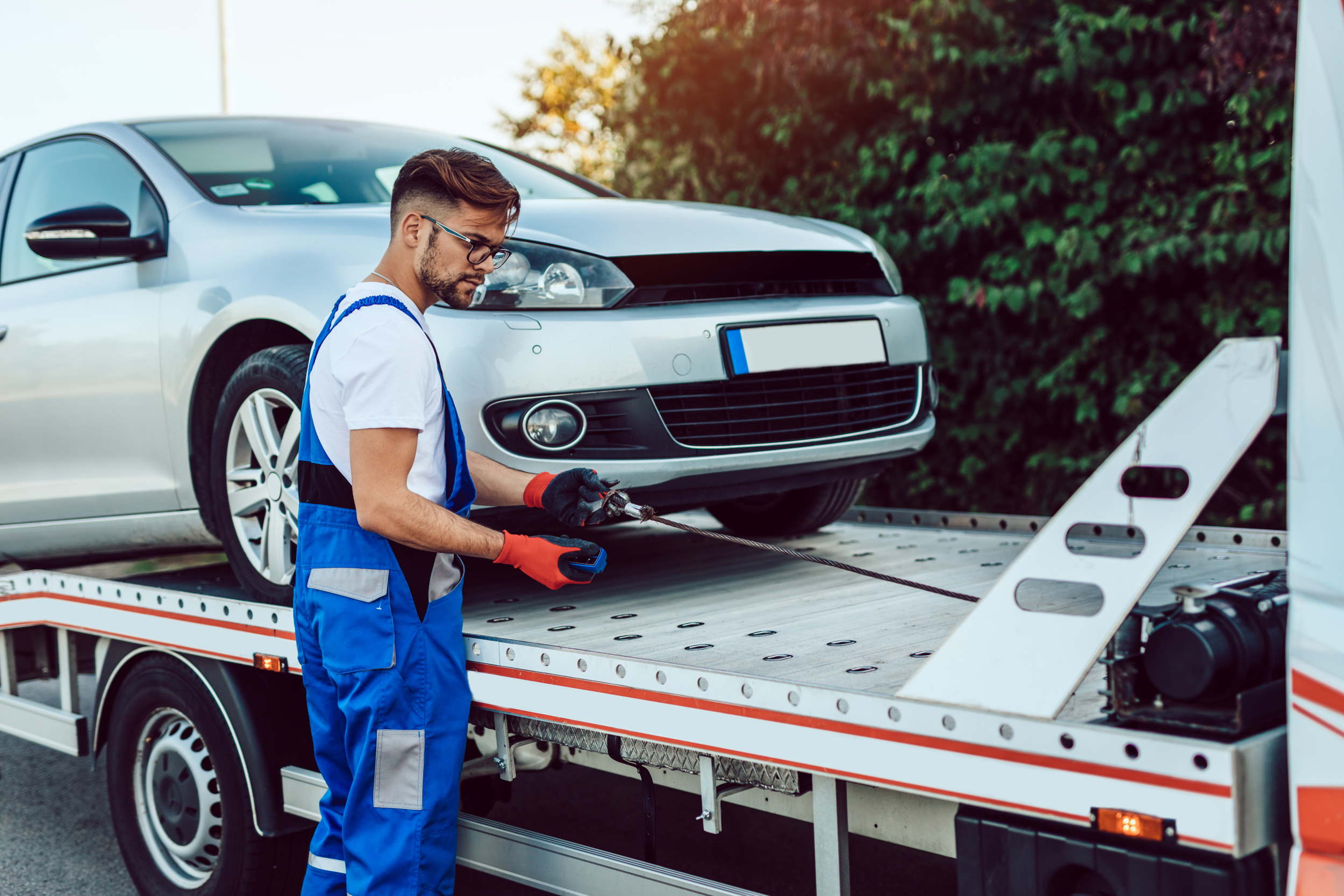 who-can-legally-tow-your-vehicle-or-ask-for-it-to-be-towed